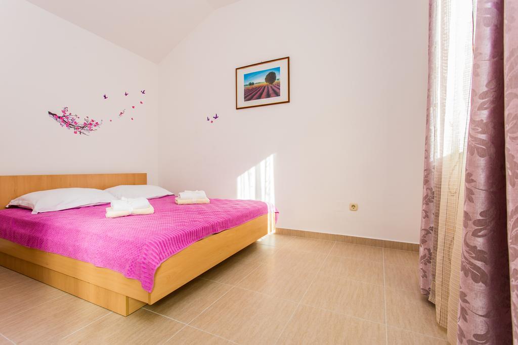 Lavanda 3 Njivice Habitación foto